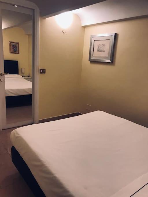 42 Appartamento Via Nazionale Róma Kültér fotó